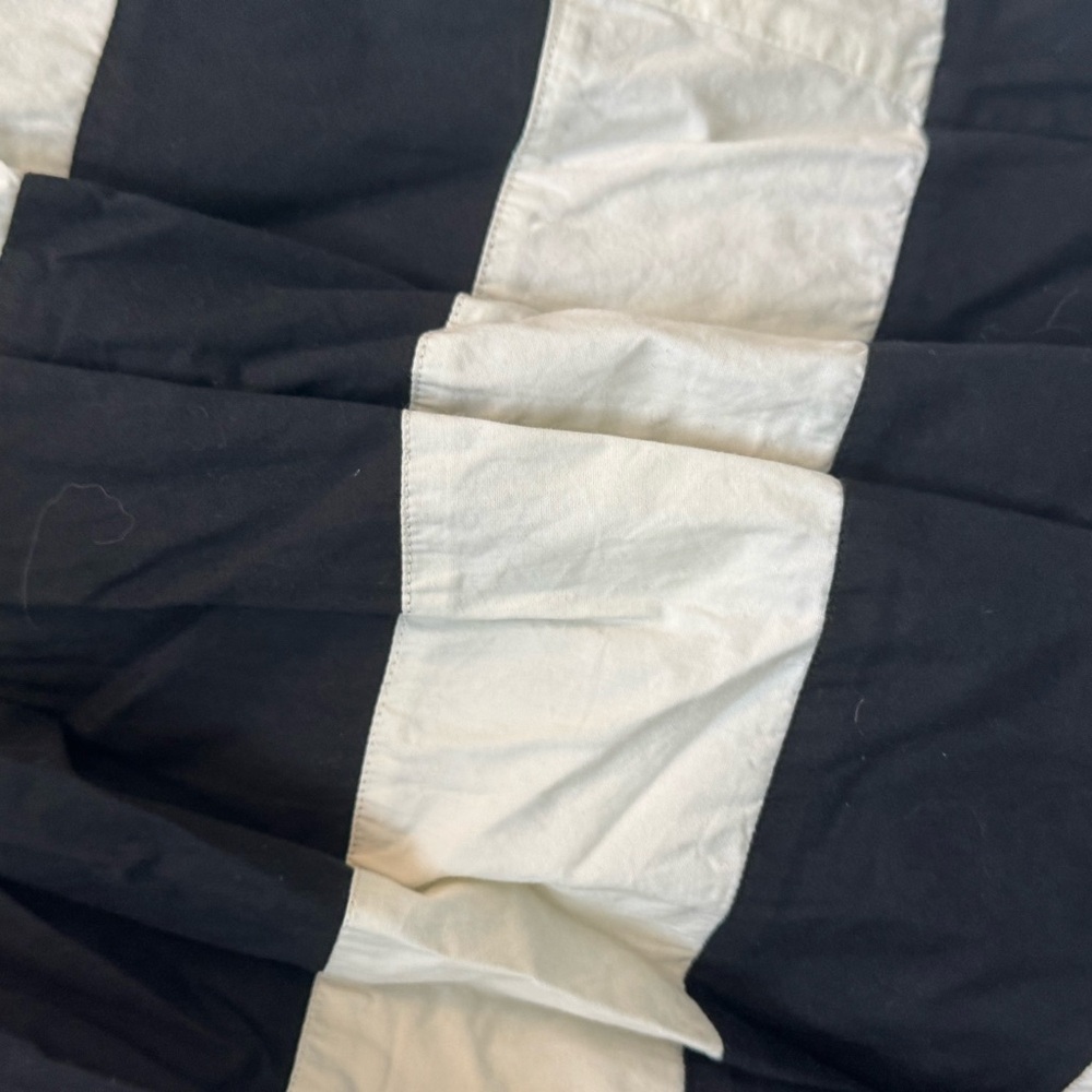Black and White Striped Skirt - Picture 3 of 7